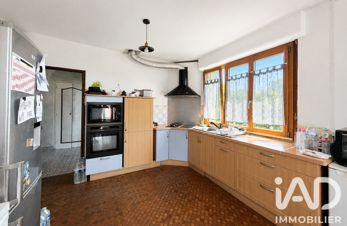 Vente Maison/villa 7 pièces — photo 2
