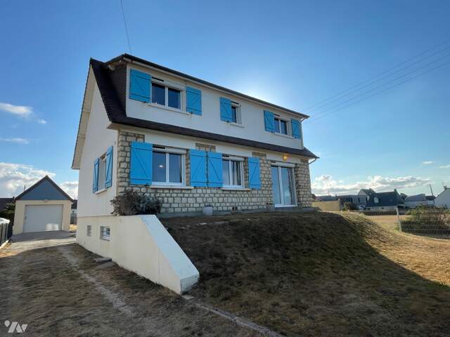 Maison 6 pièces 121 m² à Lion-sur-Mer — photo du bien
