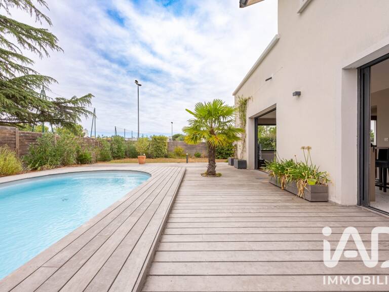 Vente Maison/villa 9 pièces — photo 1