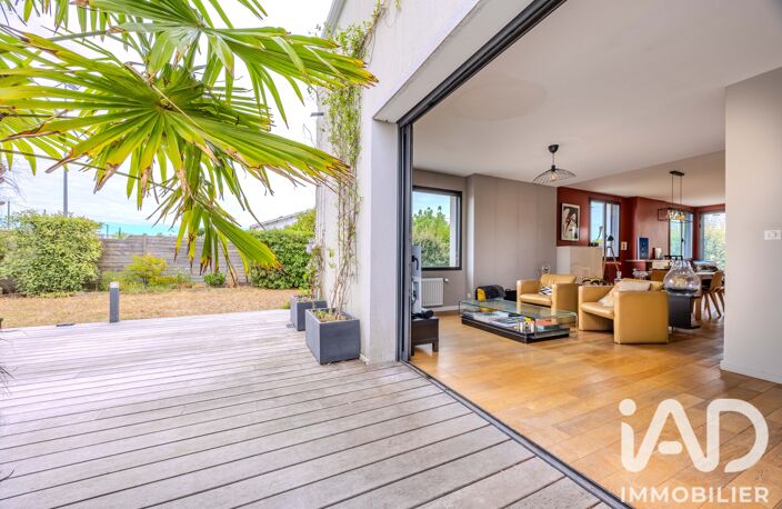 Vente Maison/villa 9 pièces — photo 3