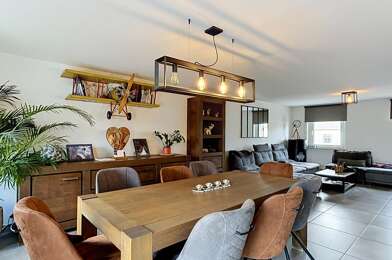 Appartement 4 pièces 260000 €