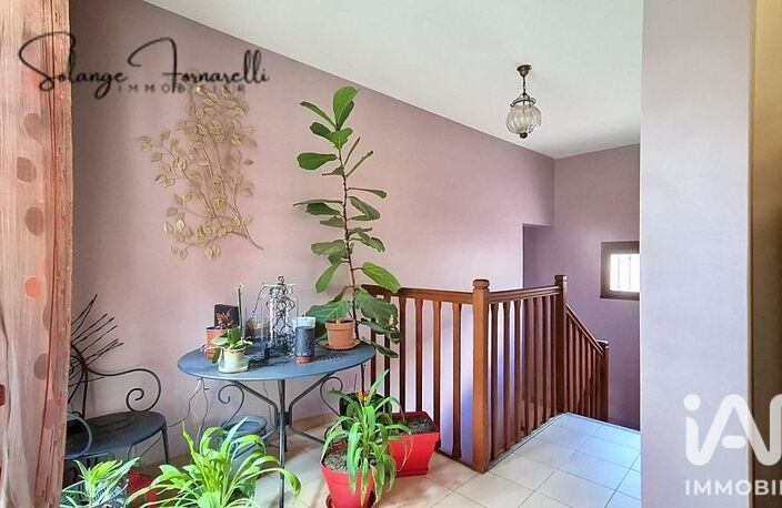 Vente Maison/villa 8 pièces — photo 3