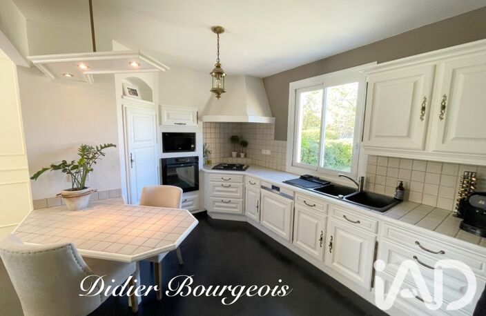 Vente Maison traditionnelle 8 pièces — photo 5