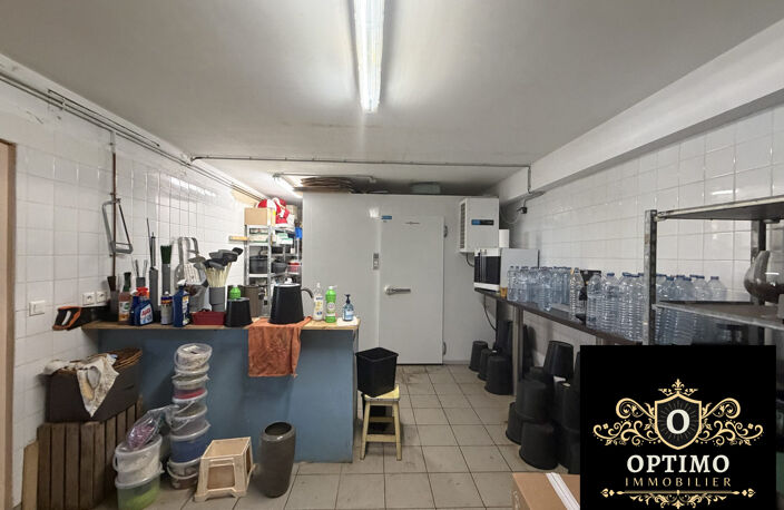 LOCAL COMMERCIAL — photo 5