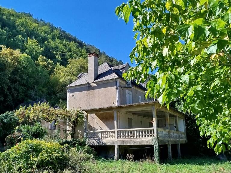 Vente Maison/villa 9 pièces — photo 1