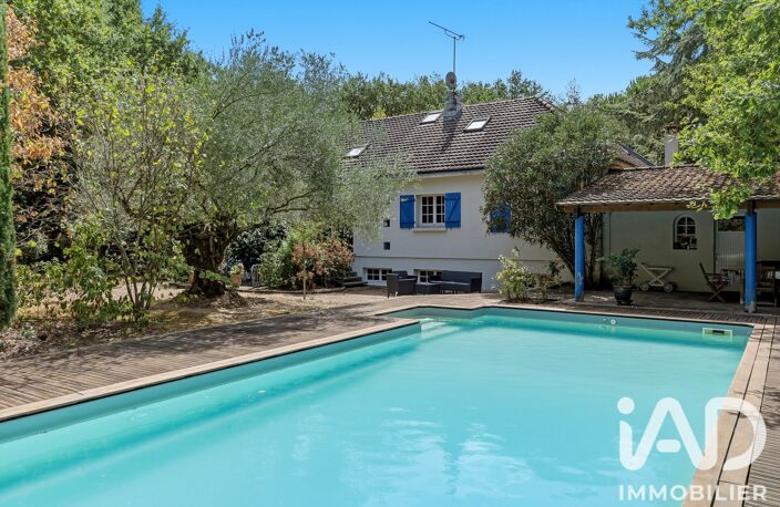 Vente Maison/villa 8 pièces — photo 2