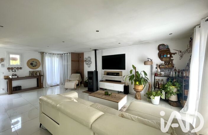 Vente Maison/villa 5 pièces — photo 2