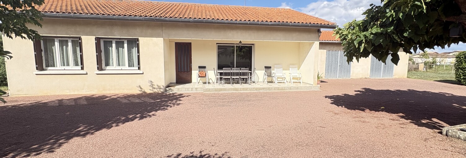 Maison 4 Pièces 100 m² à vendre à Les Billaux (33500)