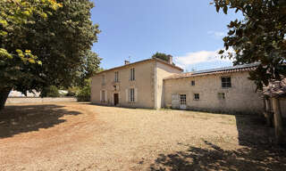 Maison 8 Pièces 222 m² à vendre à Saint-Pardoult (17400)