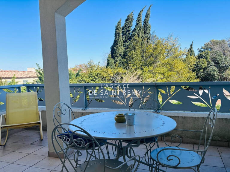 Terrasse, piscine et calme absolu à Saint-Rémy — photo 1