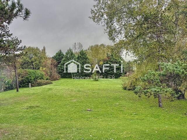 Maison T4 de 90m² sur grand terrain arboré  sous-sol et combles aménageables ! — photo du bien