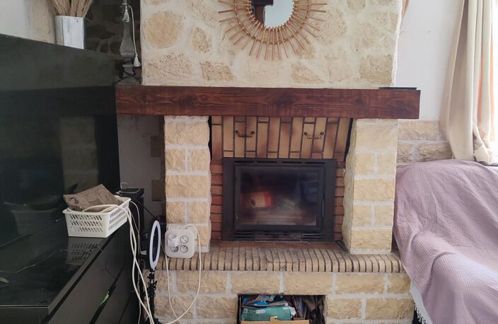 La Pomarède  Charmante maison en pierre avec fort potentiel — photo 3