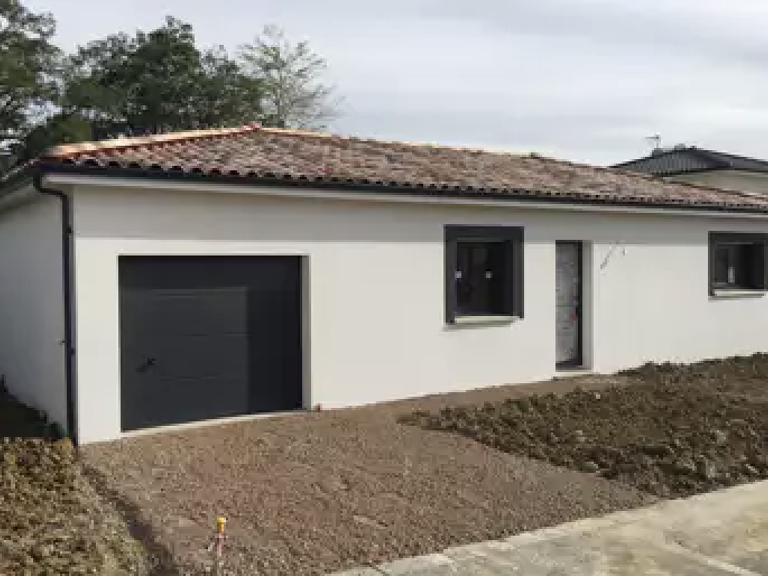Maison 4 ch avec Garage — photo 1