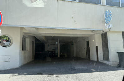 Garage box - Centre ville - — photo du bien