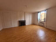 DUPLEX SPACIEUX, en coeur de village — photo 2