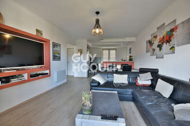 Appartement 3 pièces 766 €