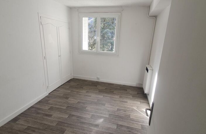 Location appartement 3 pièces 53 m² à Sassenage (38360) — photo 3
