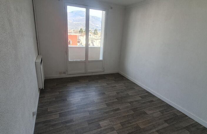 Location appartement 3 pièces 53 m² à Sassenage (38360) — photo 4