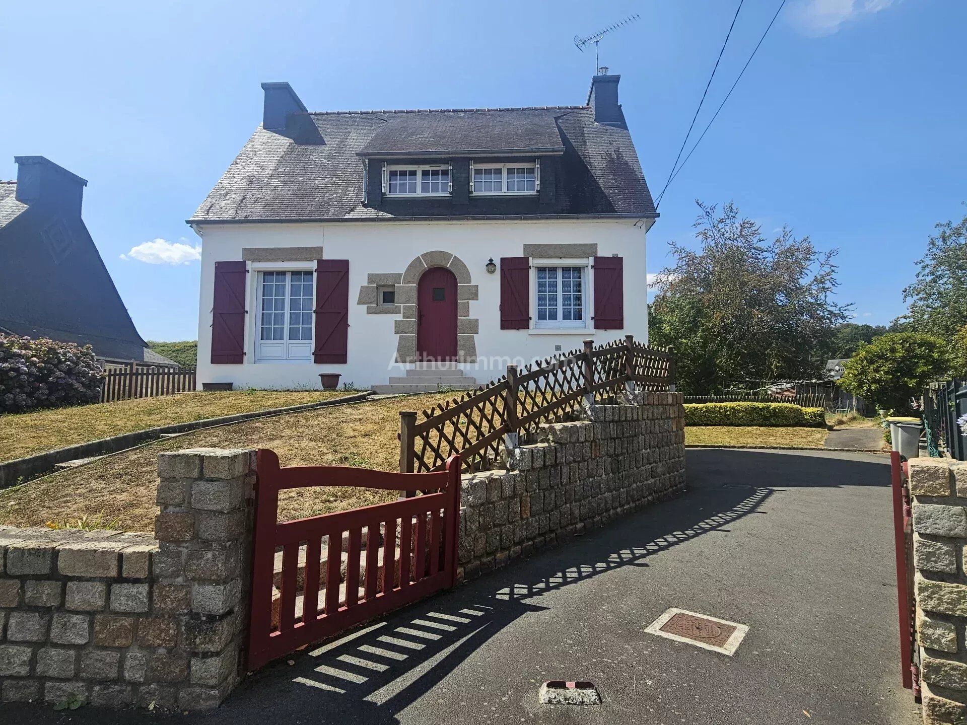 Maison 5 pièces 90 m² · à Grâces · 90 m² · 185 000 €