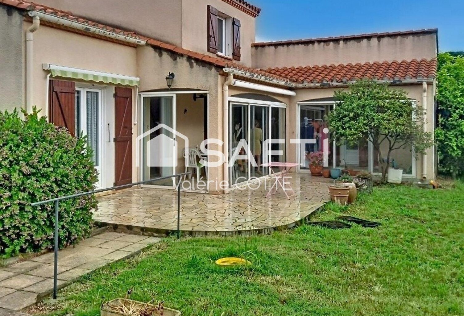 UNE MAISON POUR VIVRE , PAS SIMPLEMENT POUR HABITER.... — photo 1