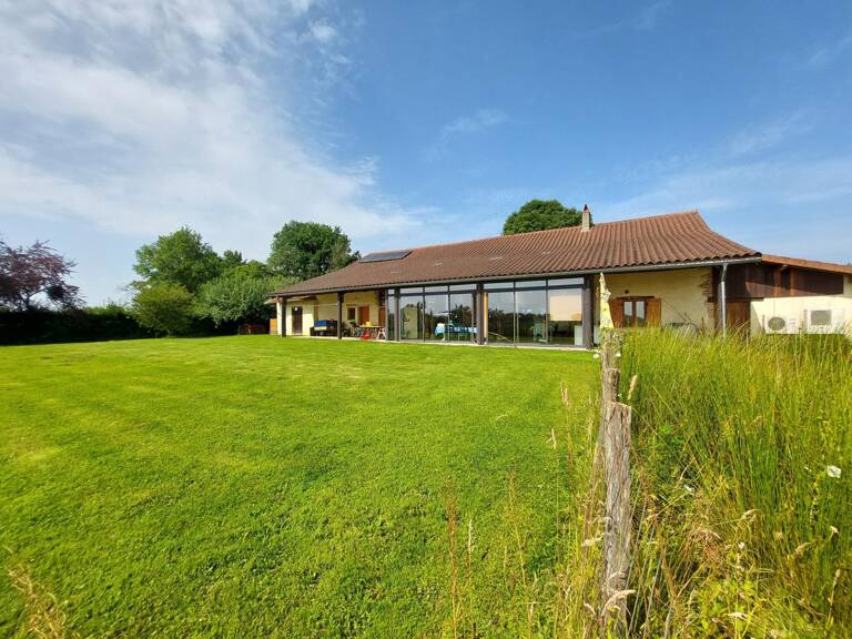 Maison sans vis à vis - secteur St Trivier de Courtes — photo 1