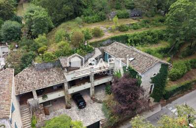 Ensemble en pierre de 250 m² au sol proche Barjac — photo du bien