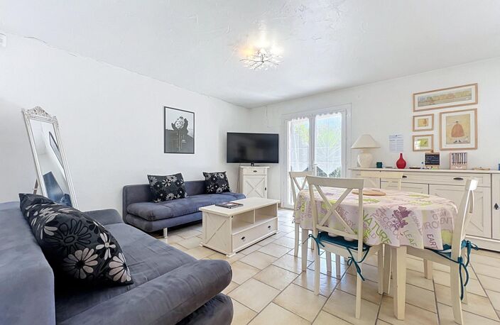 Cannes-la-Bocca : Villa individuelle 2 appartements. — photo 5