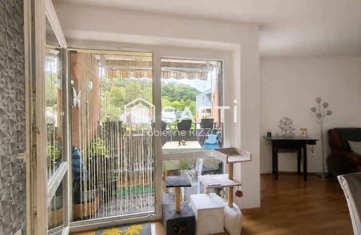 Appartement T3 de 90 m² vendu loué  Balcon  Parking couvert  Cave  Ascenseur — photo 4