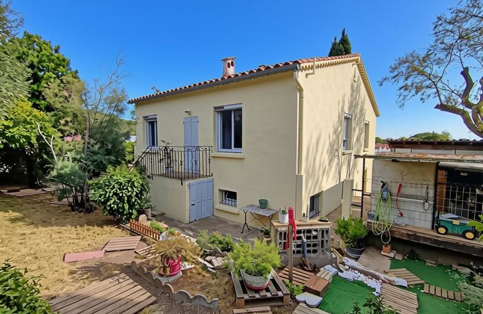 Ravissante maison individuelle 4 faces sur terrain arboré de 550m² avec sous sol complet de 100m² — photo 2