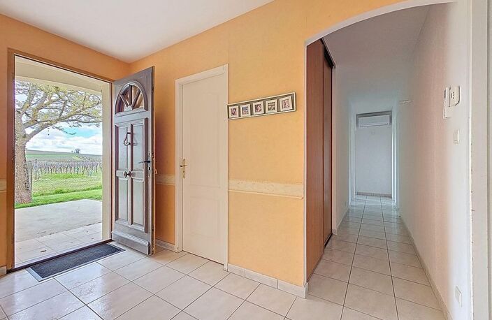 Maison familiale 121 m² avec grand terrain entre Cognac et Pons — photo 3