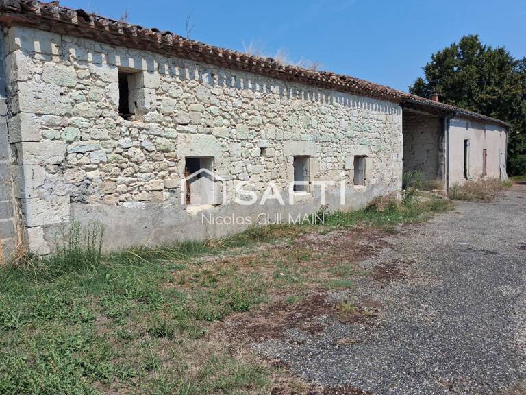 Maison à rénover de 159m² sur 1 hectare de terrain — photo 1