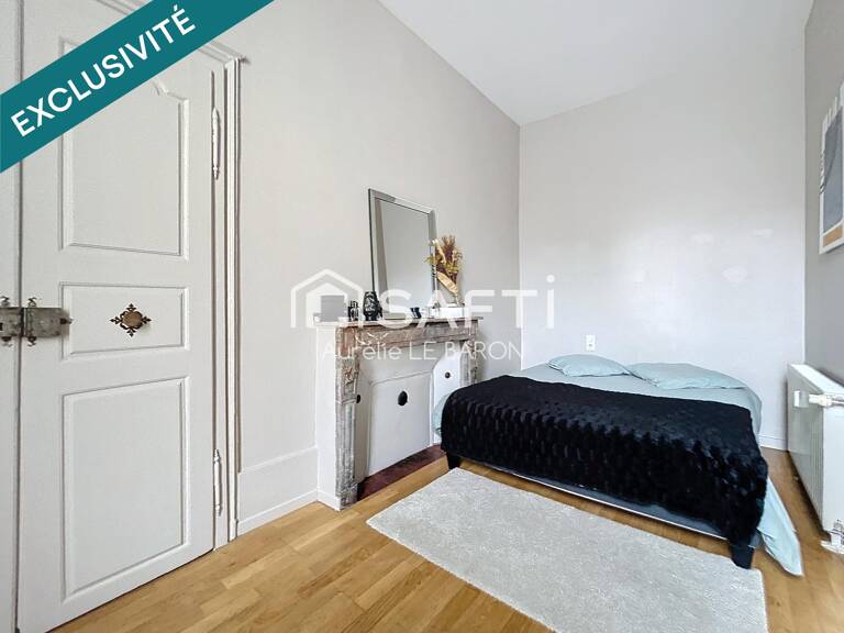PONT-À-MOUSSON  Appartement 4 pièces 70 m² avec cour privative, parking et terrasse — photo 1