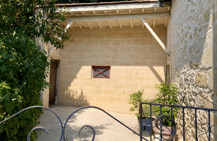 Authentique maison en pierre de plain-pied   112 m2   4 cham — photo 2