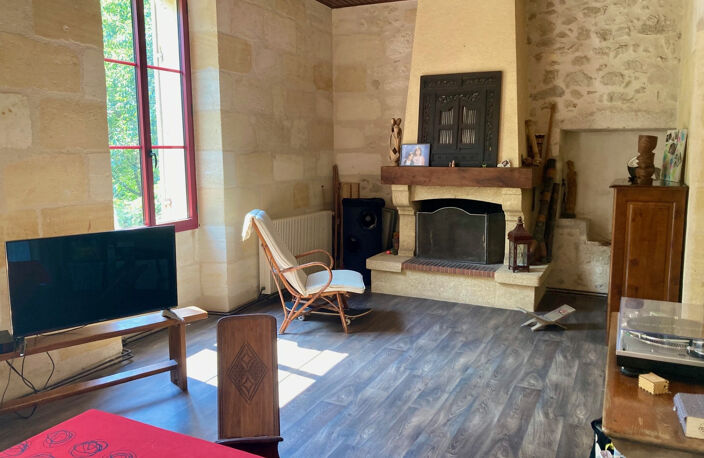 Authentique maison en pierre de plain-pied   112 m2   4 cham — photo 3