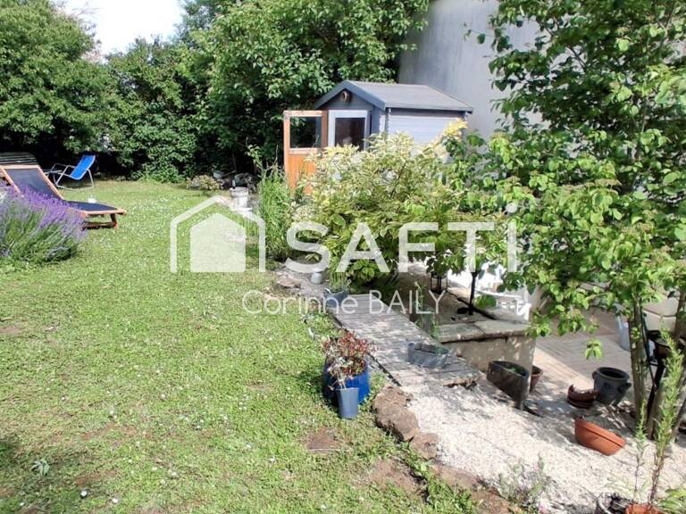 Charmante maison de village de 210m2 sur terrain arboré — photo 1