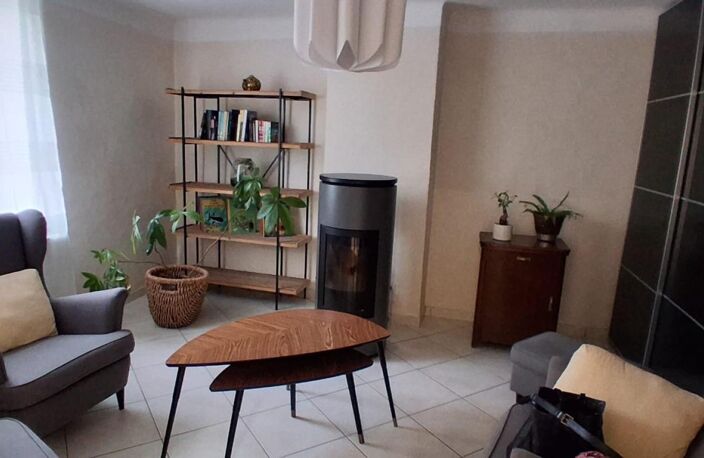 Charmante maison de village de 210m2 sur terrain arboré — photo 4