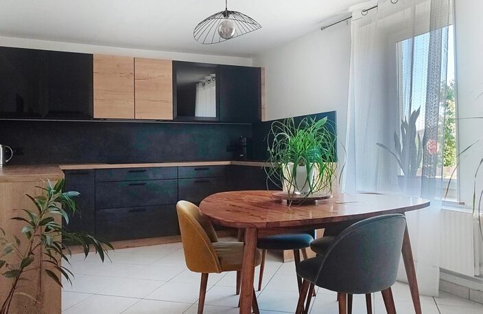 Charmante maison de village de 210m2 sur terrain arboré — photo 5