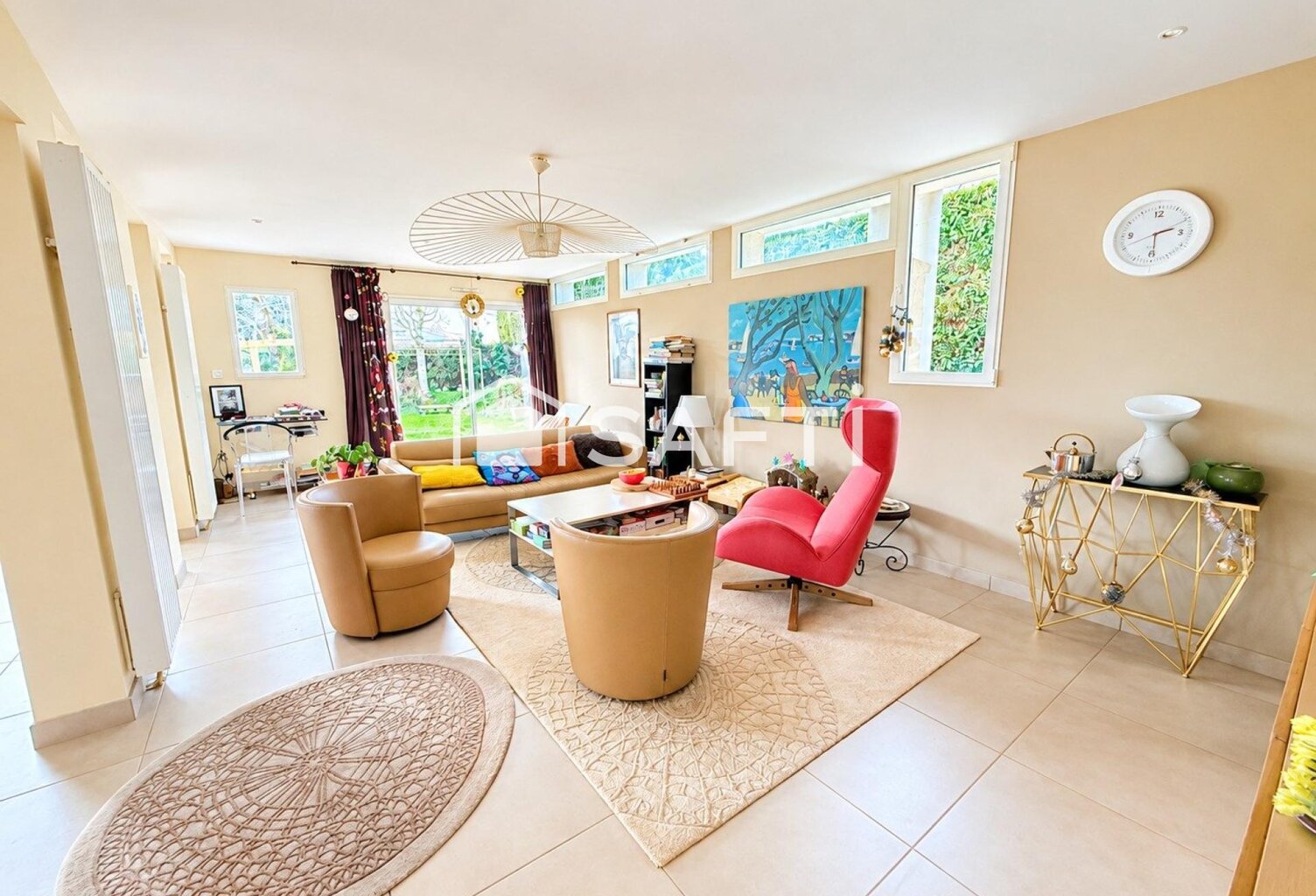 SPLENDIDE DEMEURE DE 364 M2 SUR TERRAIN DE 902 M2 A REGUINY — photo 1