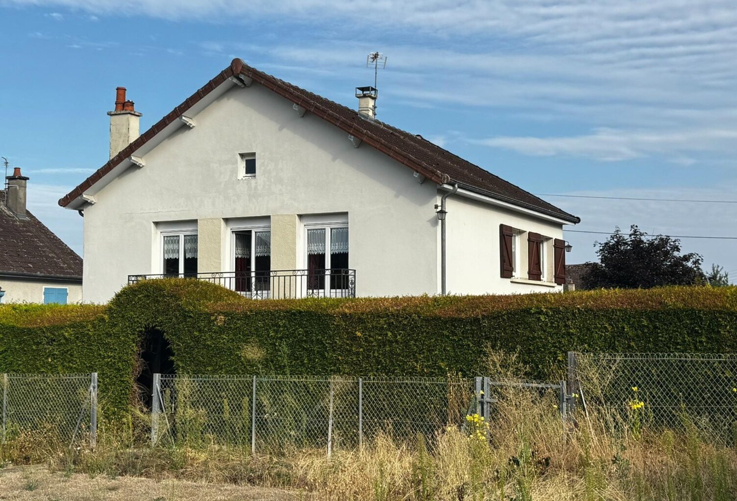 Maison individuelle avec grand terrain plat — photo 1