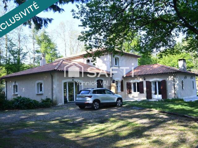 Joli domaine à Vendre à Vanxains (24600) — photo du bien