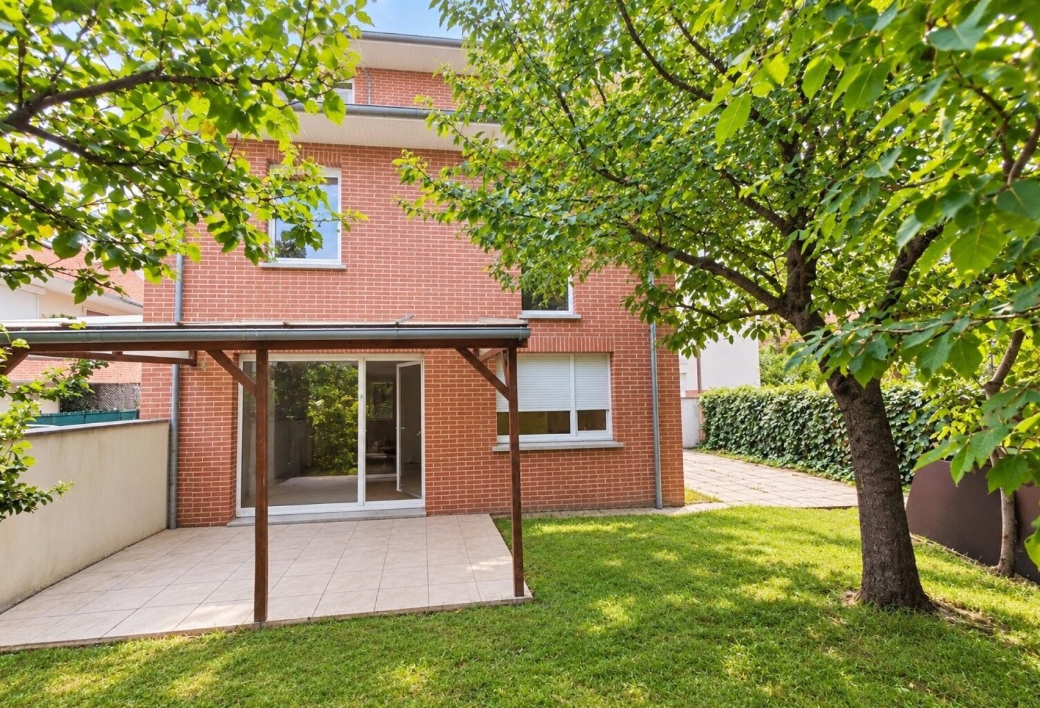 Idéale grande famille  4 chambres et jardin — photo 1
