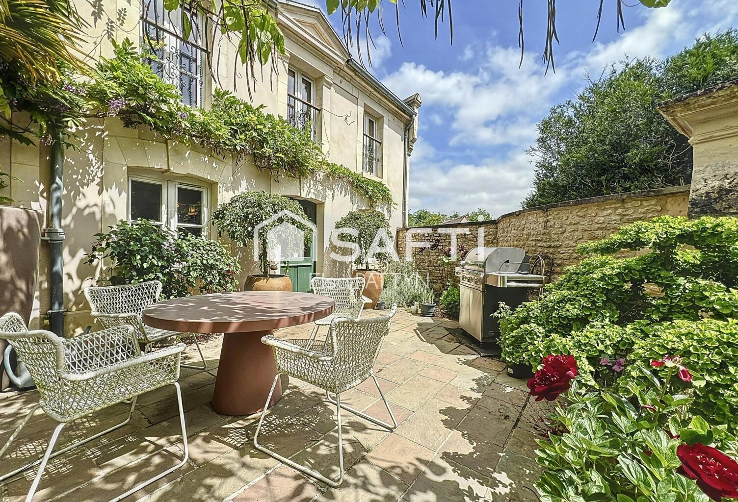 À VENDRE  MAISON DE MAÎTRE AVEC PISCINE  DEPENDANCES VERGER ET PARC  PROXIMITE CAENNAISE — photo 1