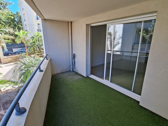T3 PARADIS- COMMANDANT ROLLAND 13008 MARSEILLE — photo du bien