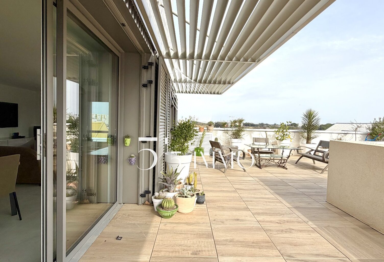 SUPERBE APPARTEMENT TERRASSE  — photo 1