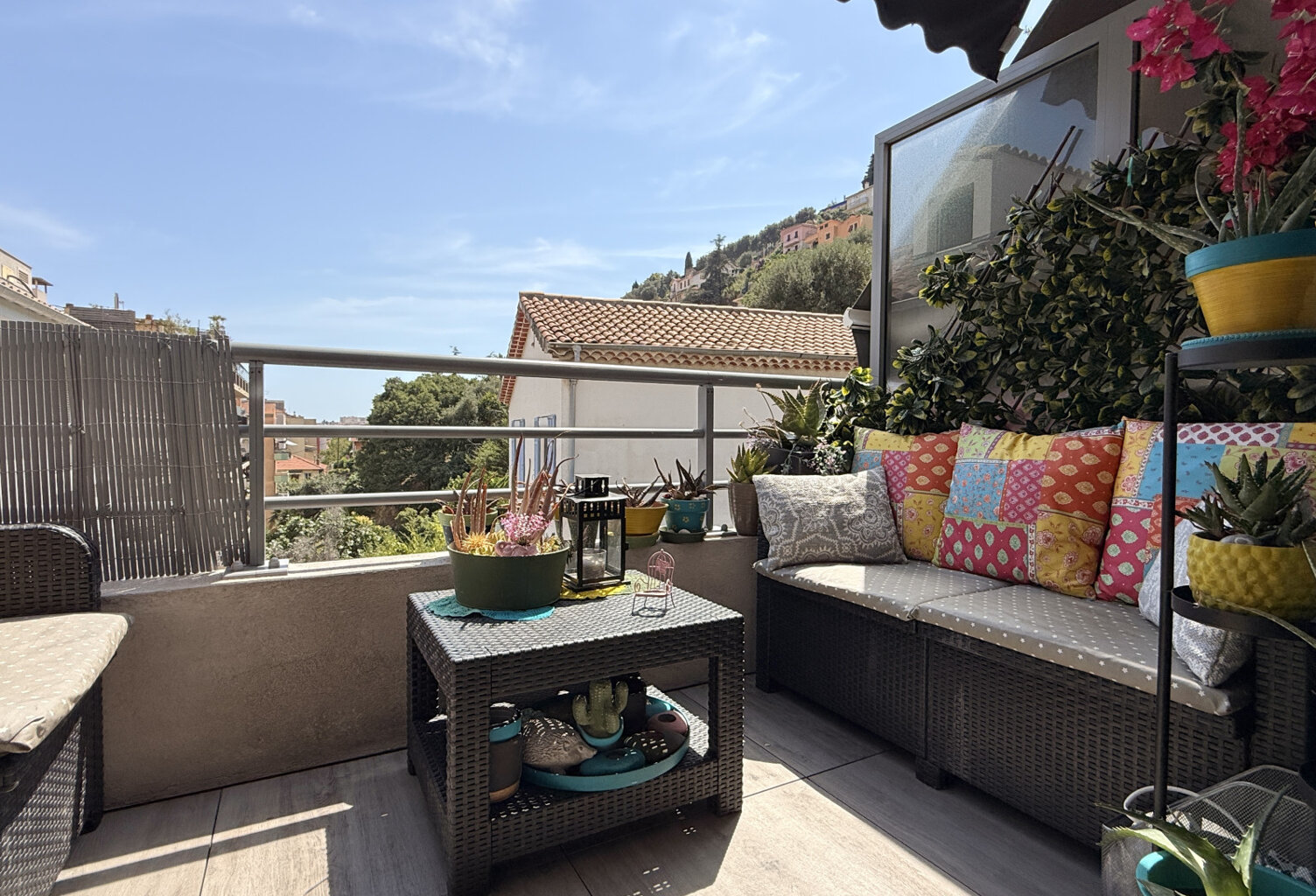 Nice - Appartement 3 pièces – Dernier étage avec terrasse proche Hôpital Pasteur — photo 1