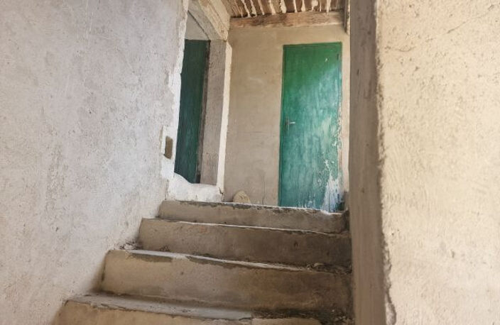 MAISON AVEC REMISE A VENDRE SUR SIMIANE LA ROTONDE — photo 2