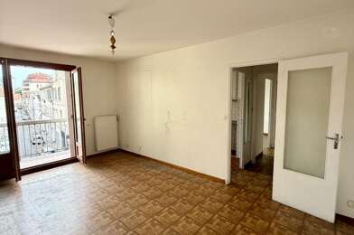 Appartement 2 pièces 696 €