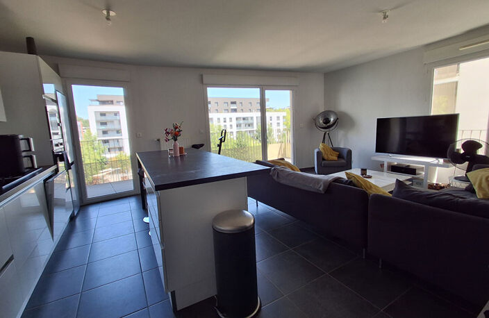 Lumineux T3 65m2 avec vue saône — photo 4