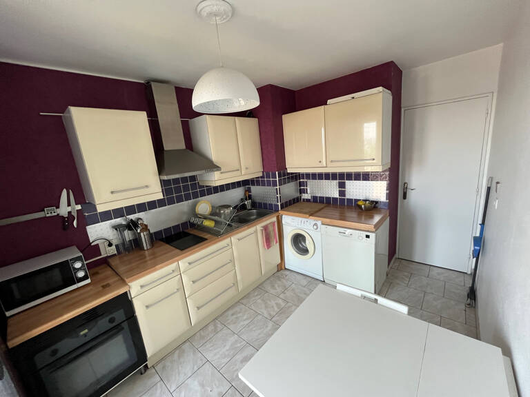 Appartement meublé -T4 -74 m2 — photo 1