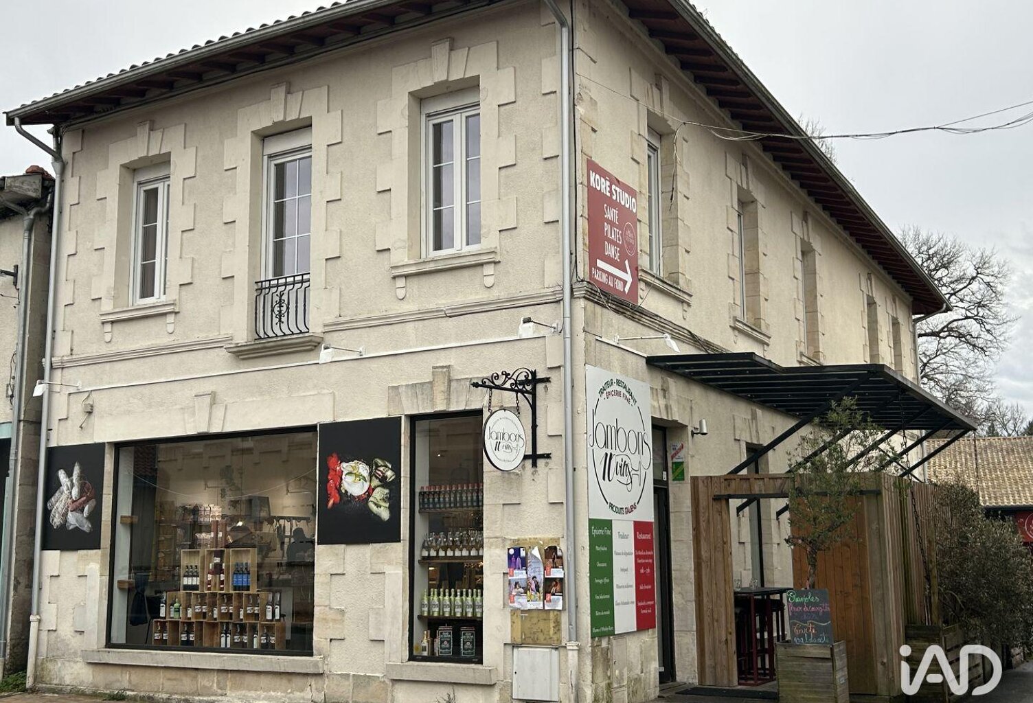 Vente Murs commerciaux 105 m&sup2; — photo 1